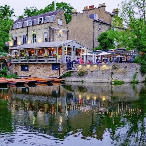 The Granta pub by the river in Cambridge, from the @cambridge.food Instagram